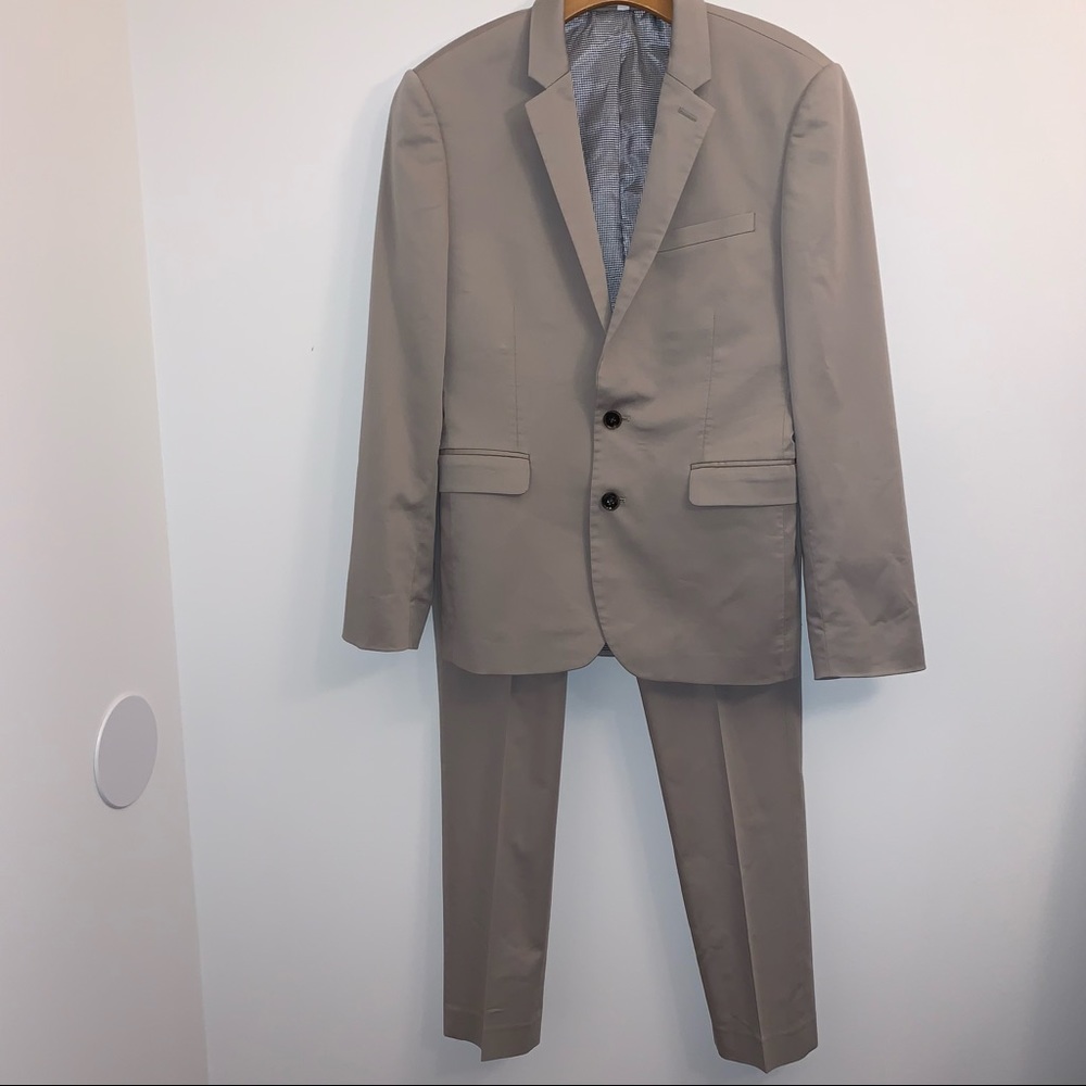 Express Men’s 36S 2 piece tan suit